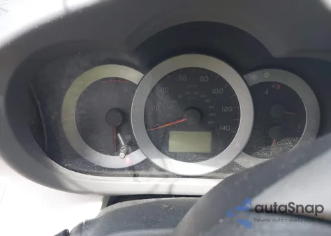 2011 Toyota Rav4 z USA, uszkodzony, nr VIN 2T3BF4DV6BW142789